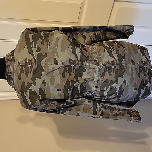 Universal Thread camo size small camo jacket - Picture 7 of 13